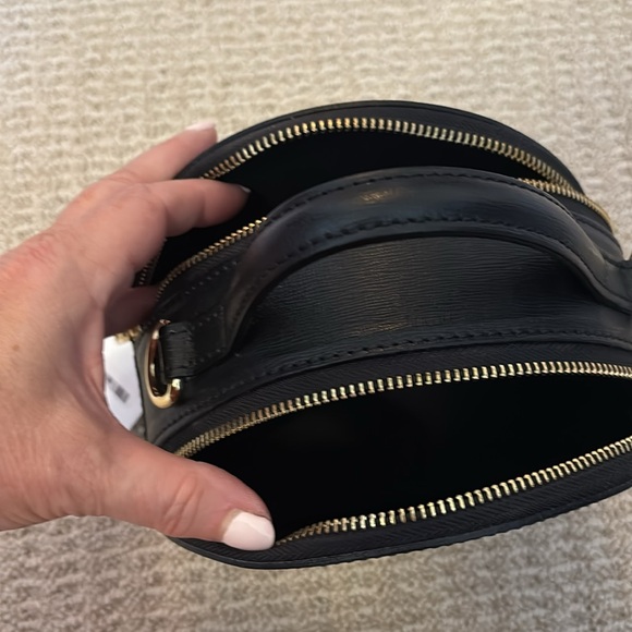 Vera Pelle Round Black Handbag - Picture 9 of 13